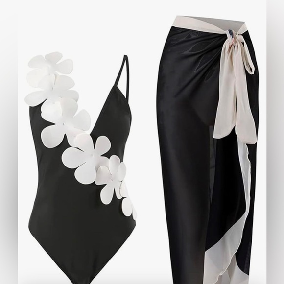 Other - FymnSi Womens Black 3D Floral Swimsuit Set S NWT
